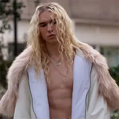 Фото артиста: 2hollis