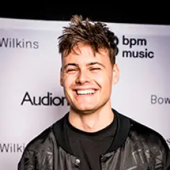 Фото артиста: Mike Williams