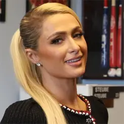 Фото артиста: Paris Hilton