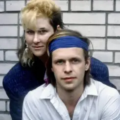 БГ & Джоанна Стингрей - Come Together слушать онлайн