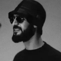 Ярослав Смаль - У тебе і у Моніки Беллуччі слушать онлайн