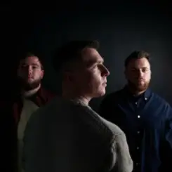 Never Too Late - Твою любов слушать онлайн