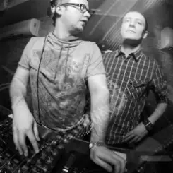 Taran & Lomov - Error слушать онлайн