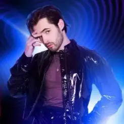 KHAYAT - Honor слушать онлайн