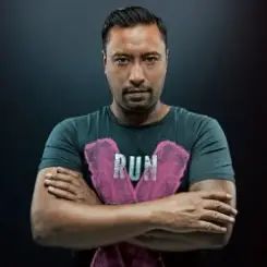 Korsakoff - Stars Up High слушать онлайн