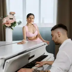 Emuna - Твоя любов слушать онлайн