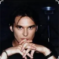 Влад Сташевский - Глаза чайного цвета слушать онлайн