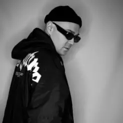 Паша Proorok - Любовь, как сказочный звук слушать онлайн