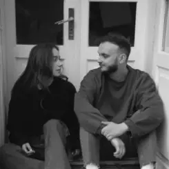 Женя і Катя - Не назавжди слушать онлайн