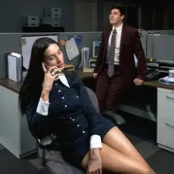 John Summit & Julia Wolf - WITH ME слушать онлайн