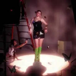 Bell Curve - Rollercoaster слушать онлайн