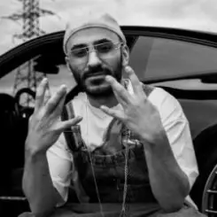 Levyy MC - Навмисно слушать онлайн