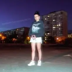 MI MI MARII - Квітами заплетене місто слушать онлайн