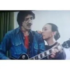 К/Ф "Куда он денется" - Городские цветы слушать онлайн