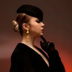 Klavdia Petrivna & OSTY - Жовті Квіти слушать онлайн