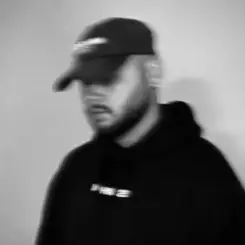 Bee White - Відлягло слушать онлайн