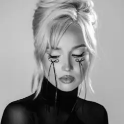 Клава Кока - Убегай слушать онлайн