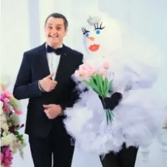 Дядя Жора feat. Бигуди шоу - Баба снежная слушать онлайн