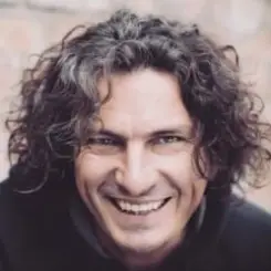 Андрей Скрябин - Якщо ти зрадиш кохана слушать онлайн