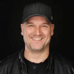 Jorn van Deynhoven - Freaks (Festival Mix) слушать онлайн