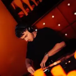 P3LA & Florian Cassiede - Chasing Dreams (Extended Mix) слушать онлайн
