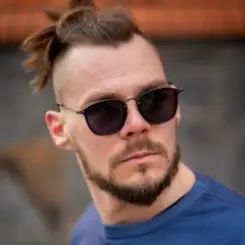 Jad Abstrock - The Story of a Man слушать онлайн