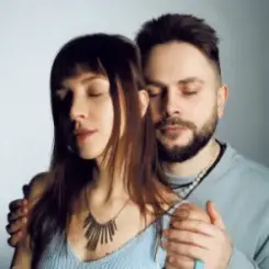 Kate Soul & Олексій Копилов - Поламана любов слушать онлайн