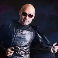 Блокбастер - Ищу тебя слушать онлайн