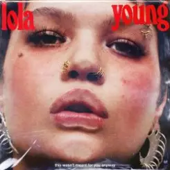 Lola Young - Big Brown Eyes слушать онлайн