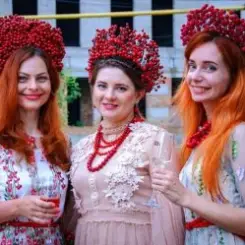 Тріо Квітана - Ой, говорила чиста вода слушать онлайн
