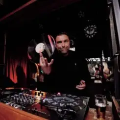 DJ DNS - Voices Inside My Head (Original Mix) слушать онлайн