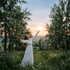 Mincha - Мой далекий свет слушать онлайн