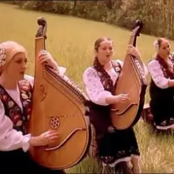 Тріо бандуристок "Українка" - Iванку Iванку слушать онлайн